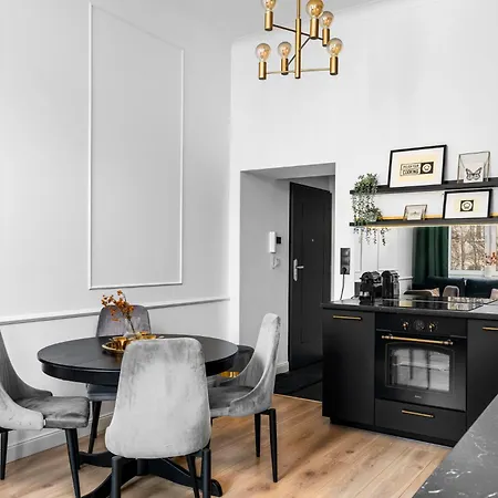 A.s. Worcella Street *